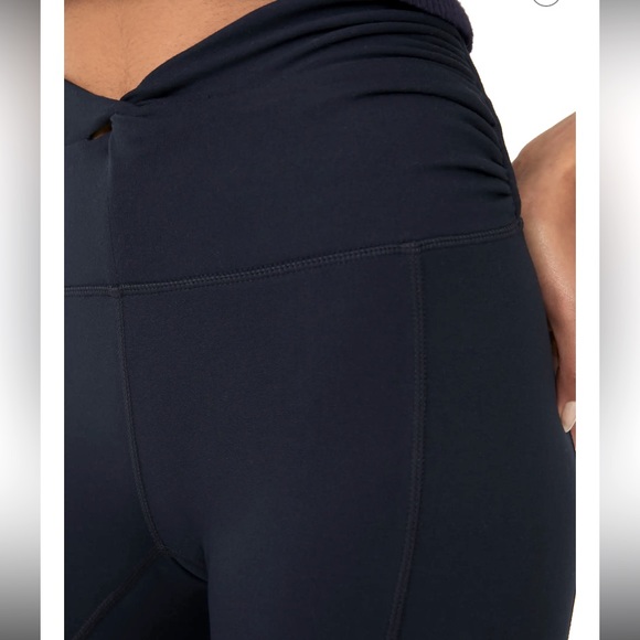 NWT free people movement Breathe Deeper leggings - Picture 11 of 11